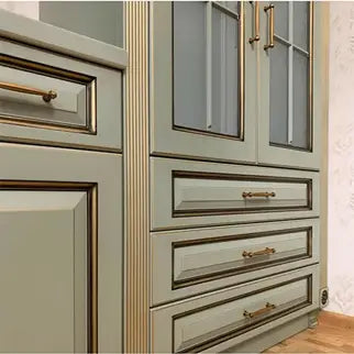 Can You Paint Kitchen Cabinet Handles? Risks vs Rewards